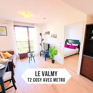 Le Valmy: Lumineux Au Pied Du Metro Appartement Lyon